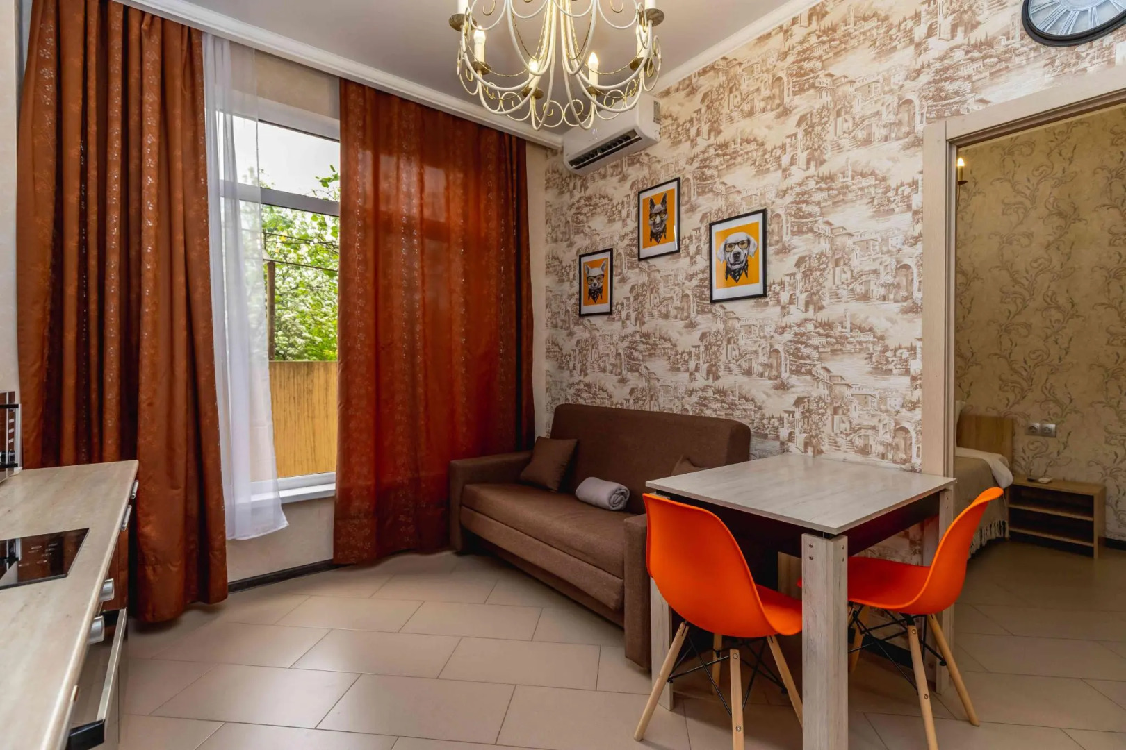 Море апартаментов в переулке Кувшинок