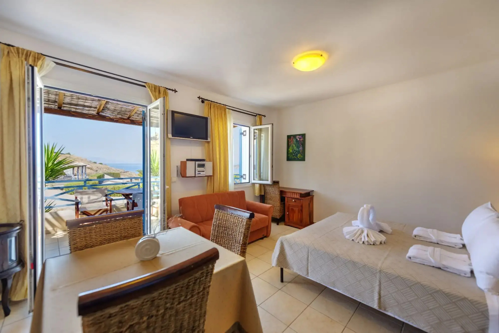 Sunrise Beach Suites