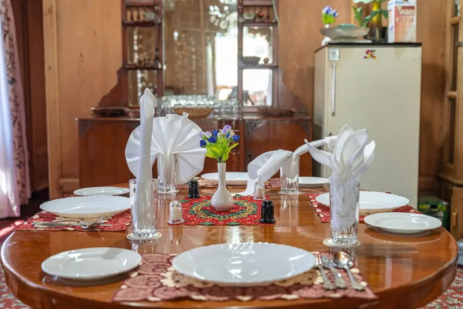 Sea Hawk Group Of Houseboat