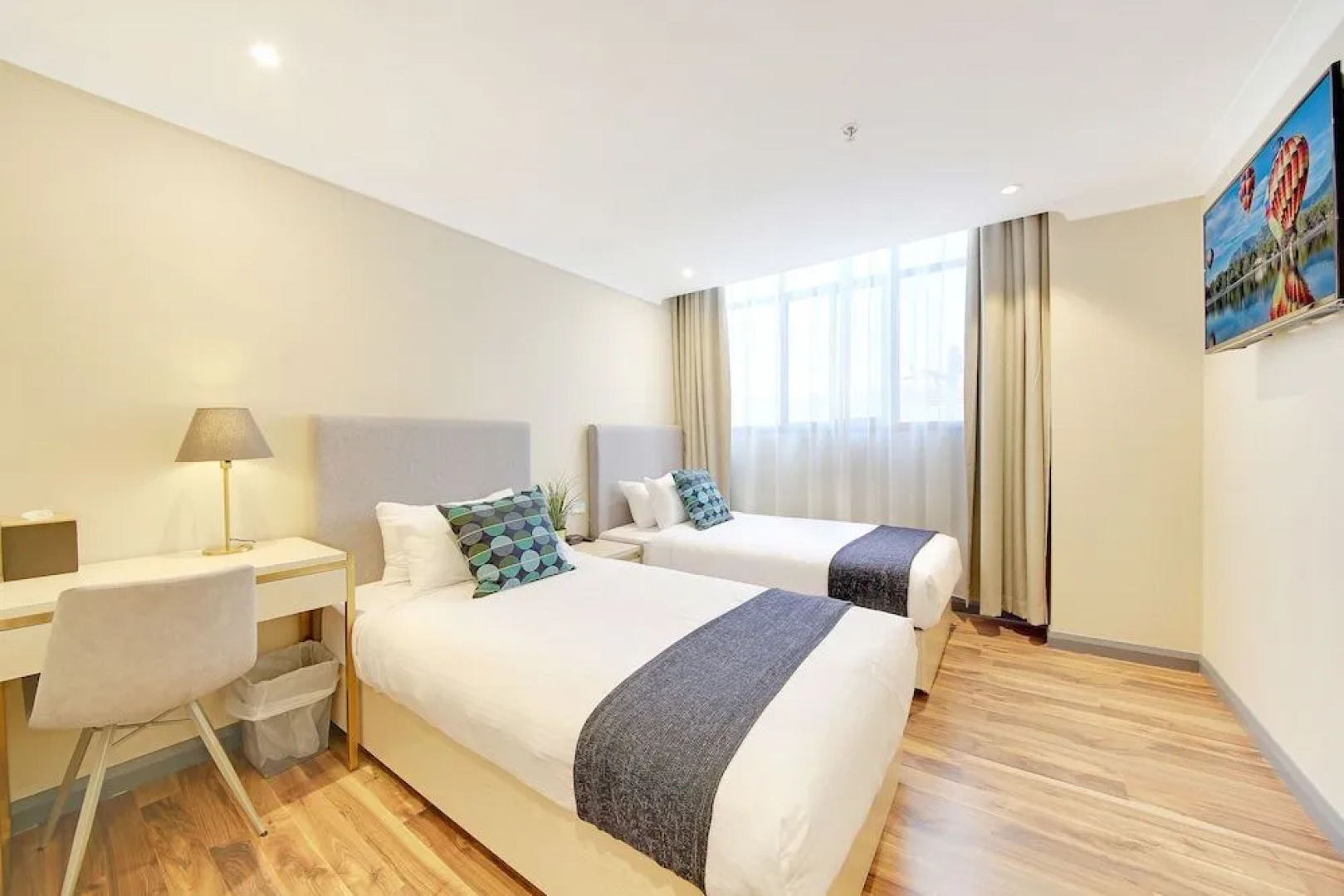 BreakFree on Broadway Sydney