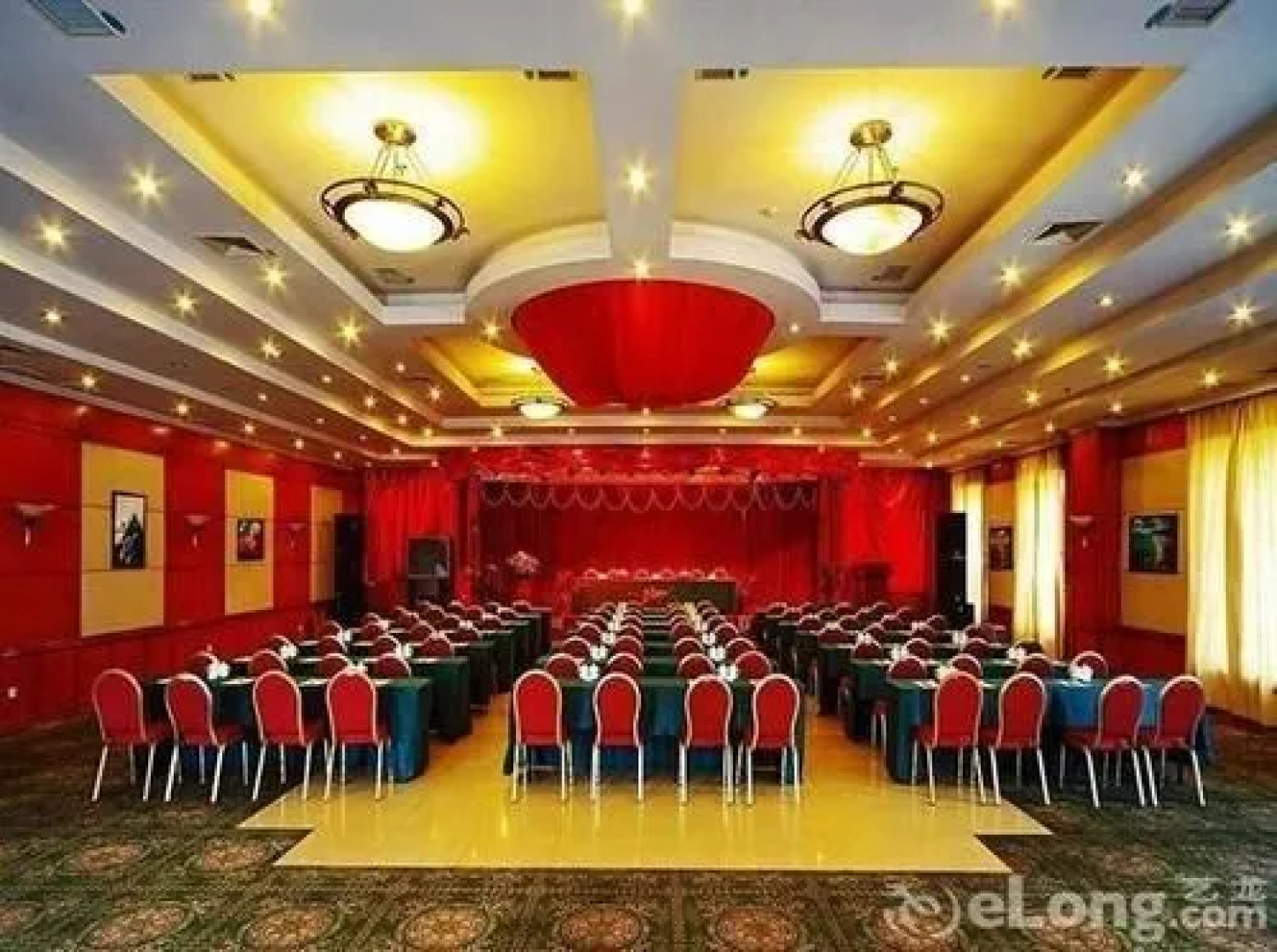 Zhonglian Hotel - Dandong