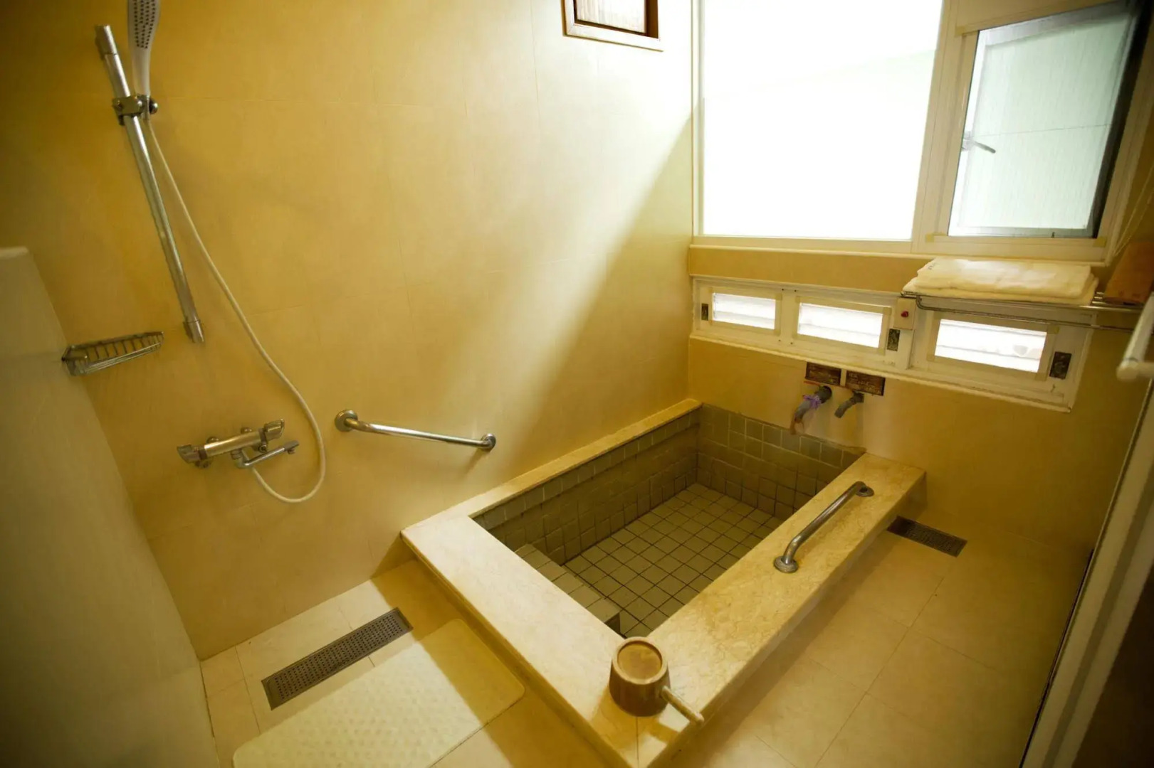 Yuan Hsiang Hot Spring