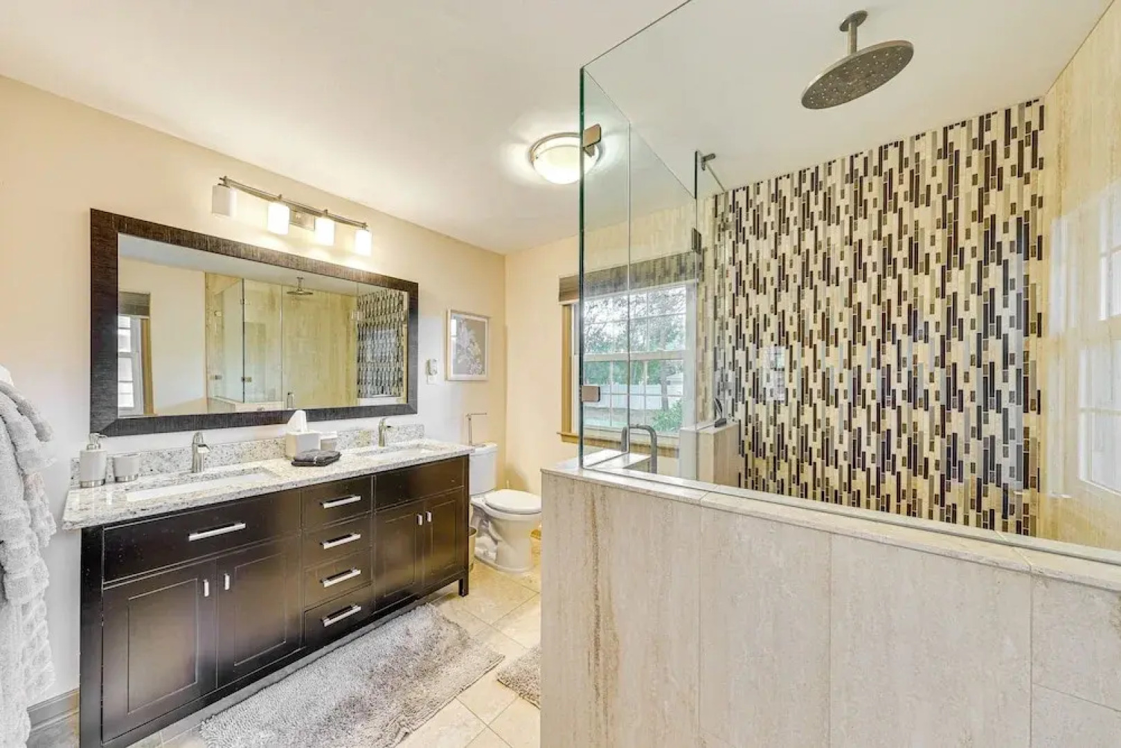 Walk to Powderhouse Polo Fields: Aiken Getaway