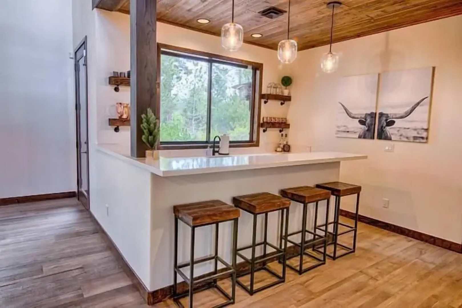 At Whispering Pines 4 Bedroom Home by RedAwning