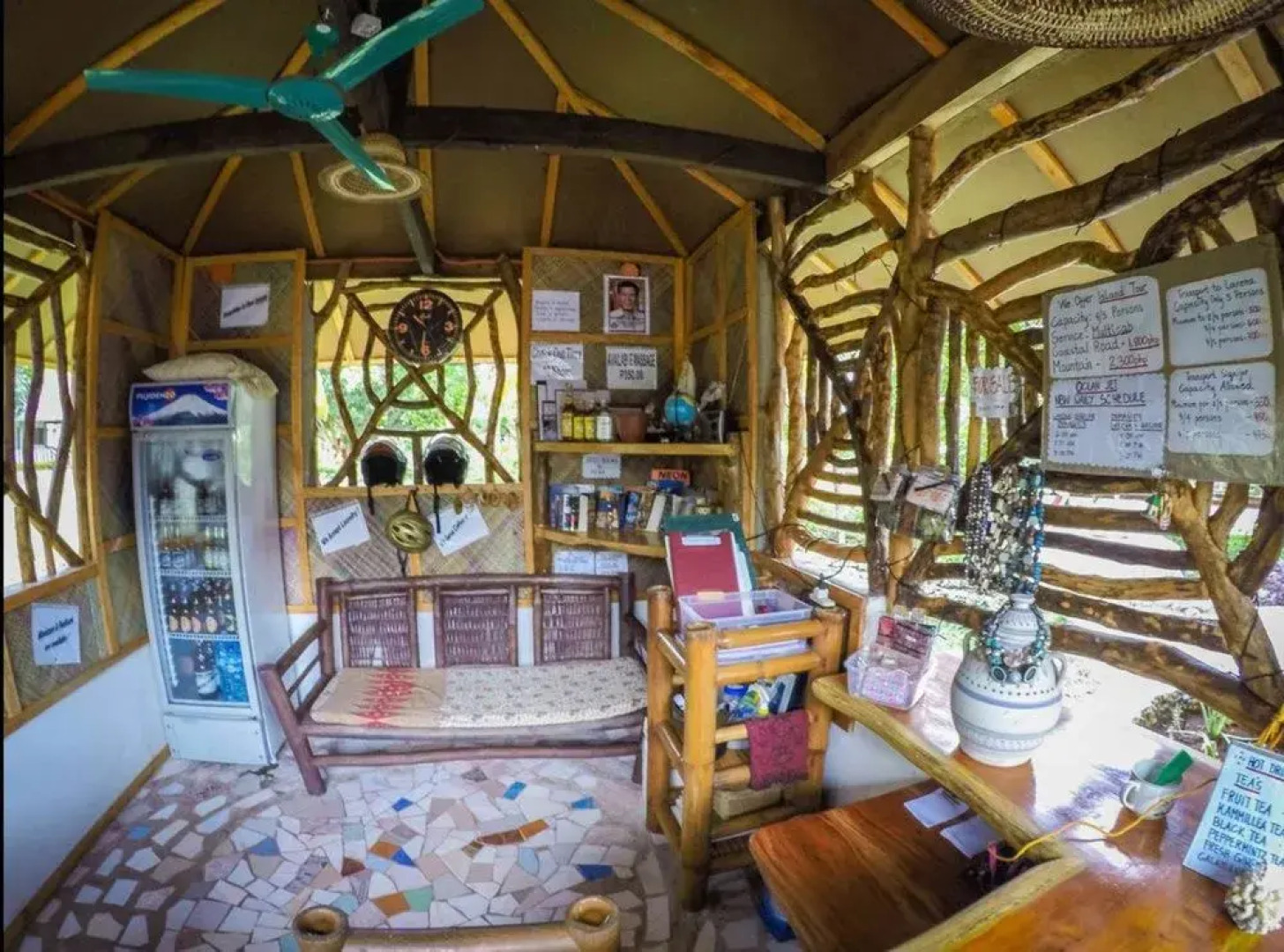 Chelle's Guest House and Backpackers - Hostel