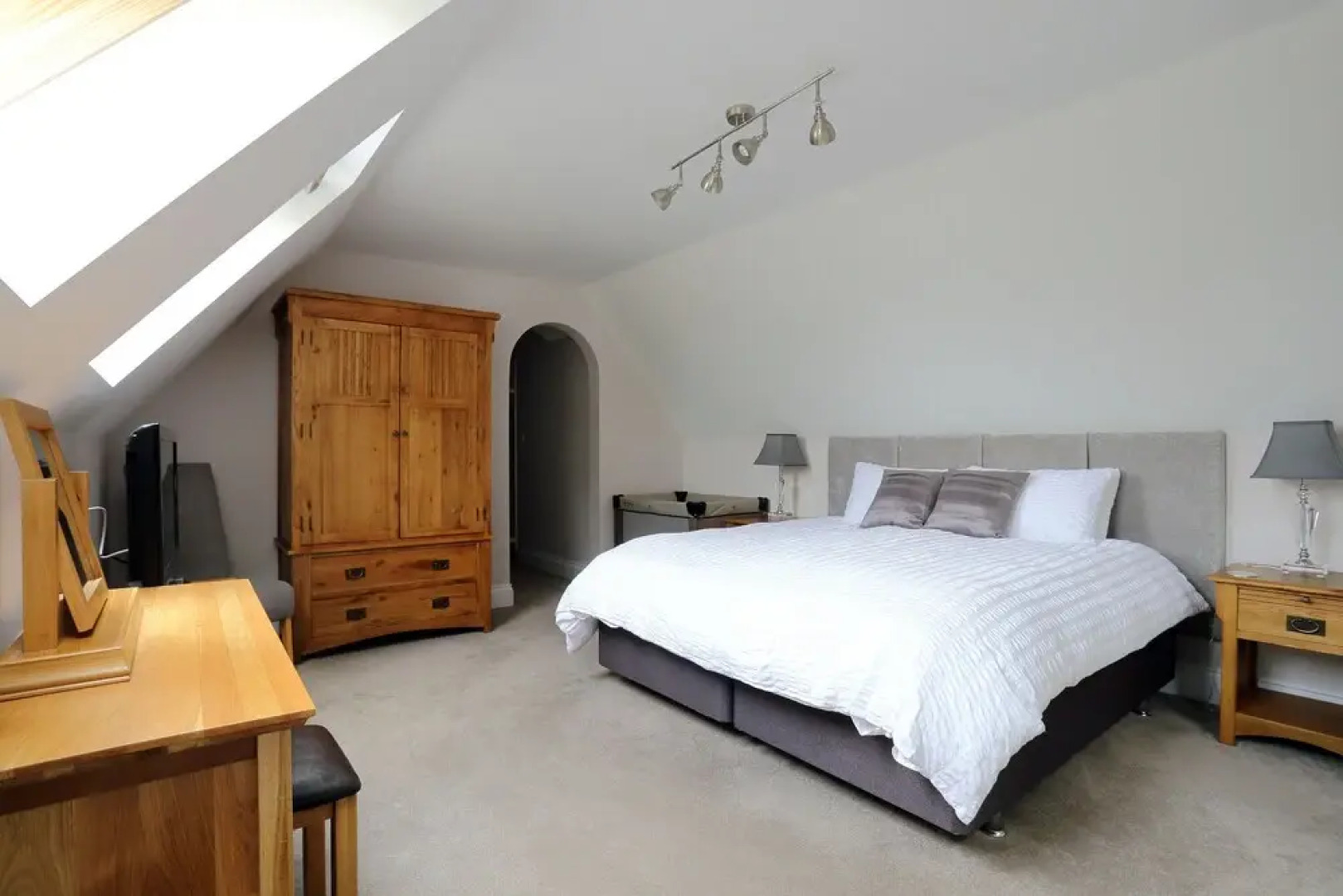 Arden House - Turret Penthouse