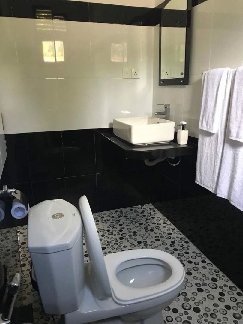 Ocean Breeze - Unawatuna