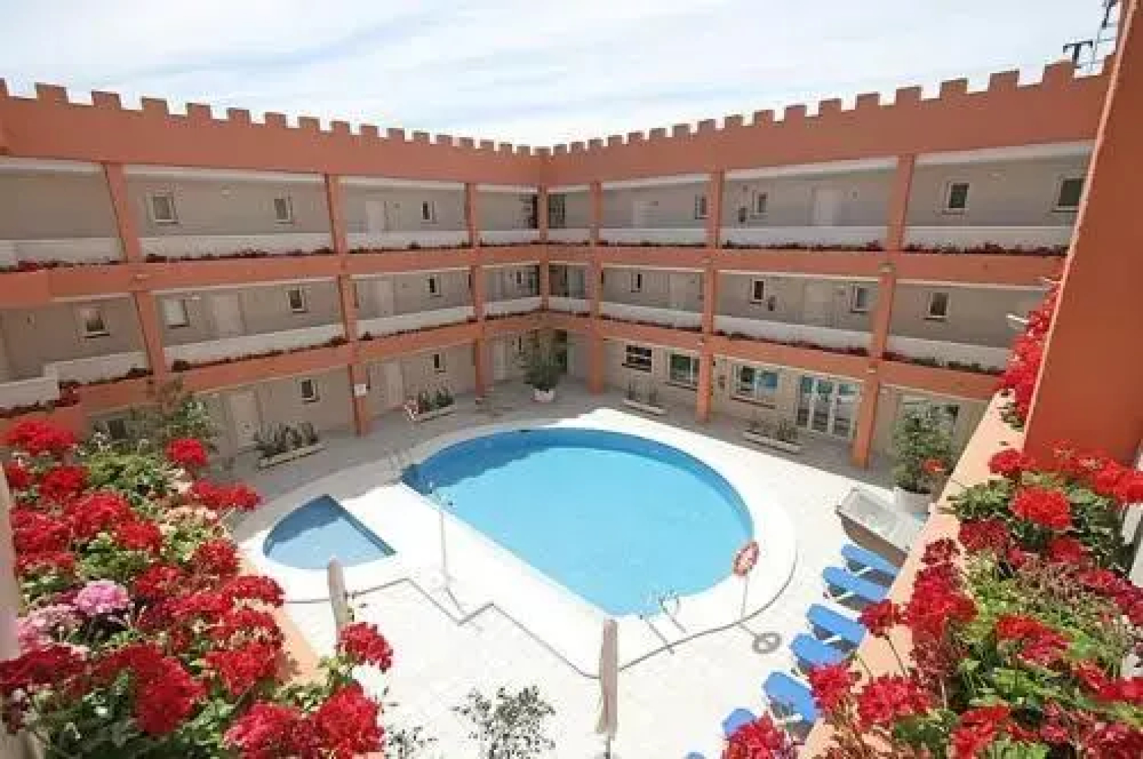Apartamentos Turísticos Gran Sol