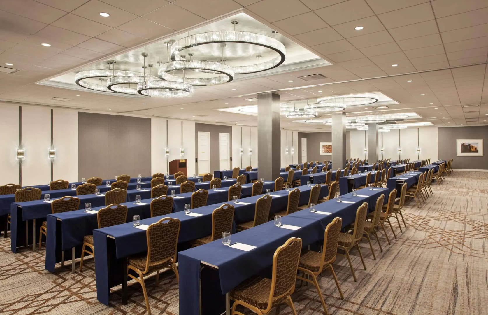 Sheraton Philadelphia University City Hotel