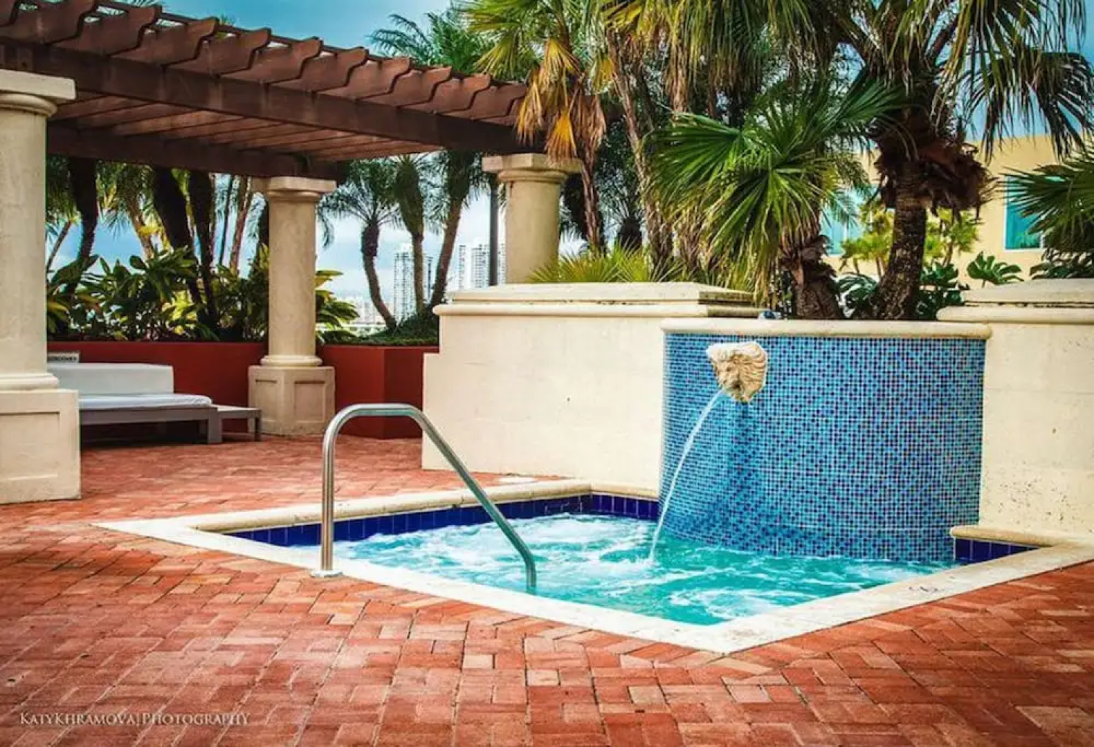 Luxury Sunny Isles Beach Condos by Hosteeva