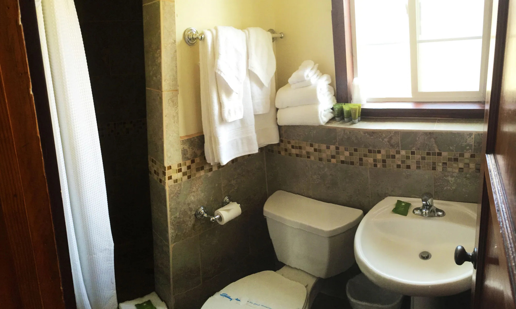 Sessions Retreat & Hotel