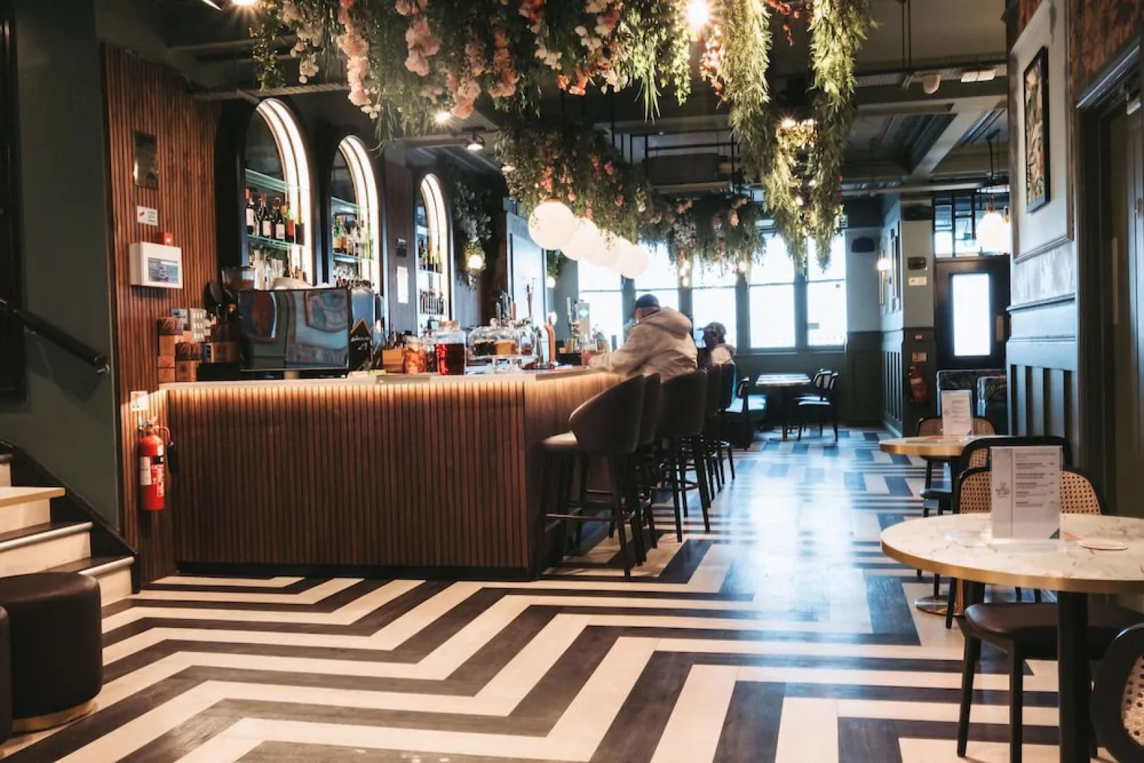 The Royal Bar & Shaker