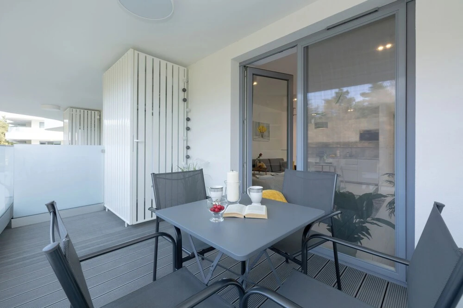 Rogowo Pearl Apartments by Renters