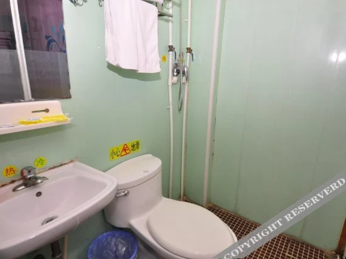 Junya Hotel (Jinan Honglou Plaza Julong Plaza)