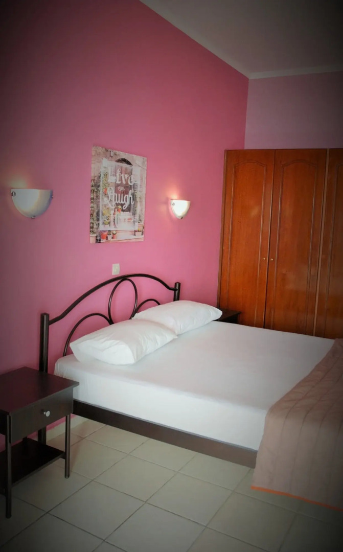 Stefanos Place