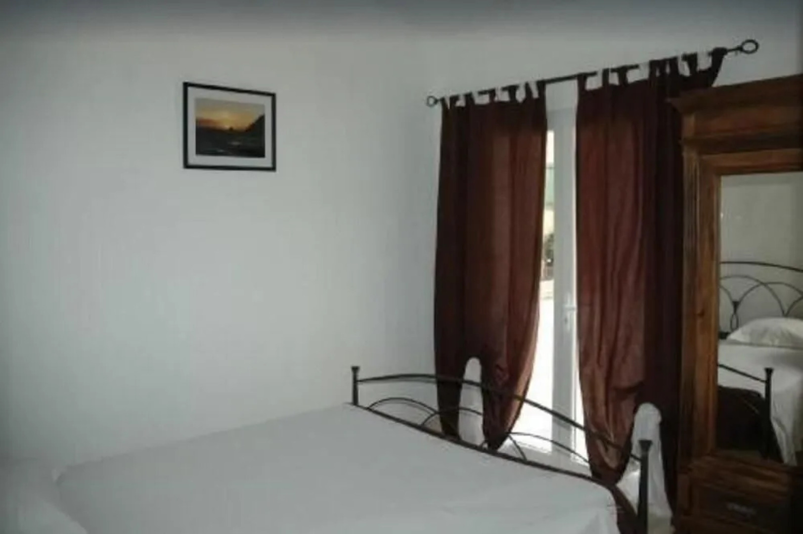 House With one Bedroom in Velleron, With Pool Access, Enclosed Garden and Wifi