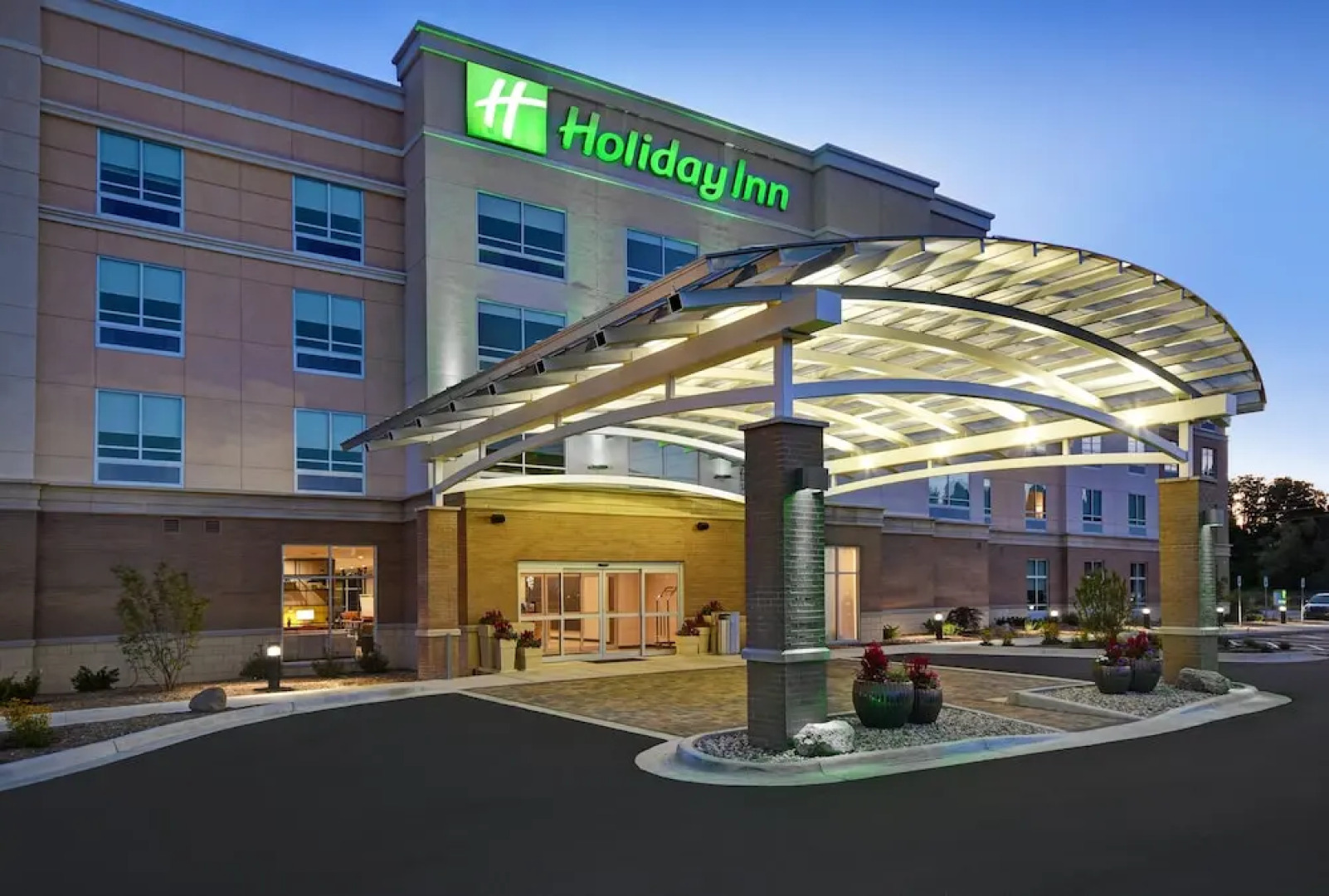 Holiday Inn Grand Rapids North - Walker, an IHG Hotel