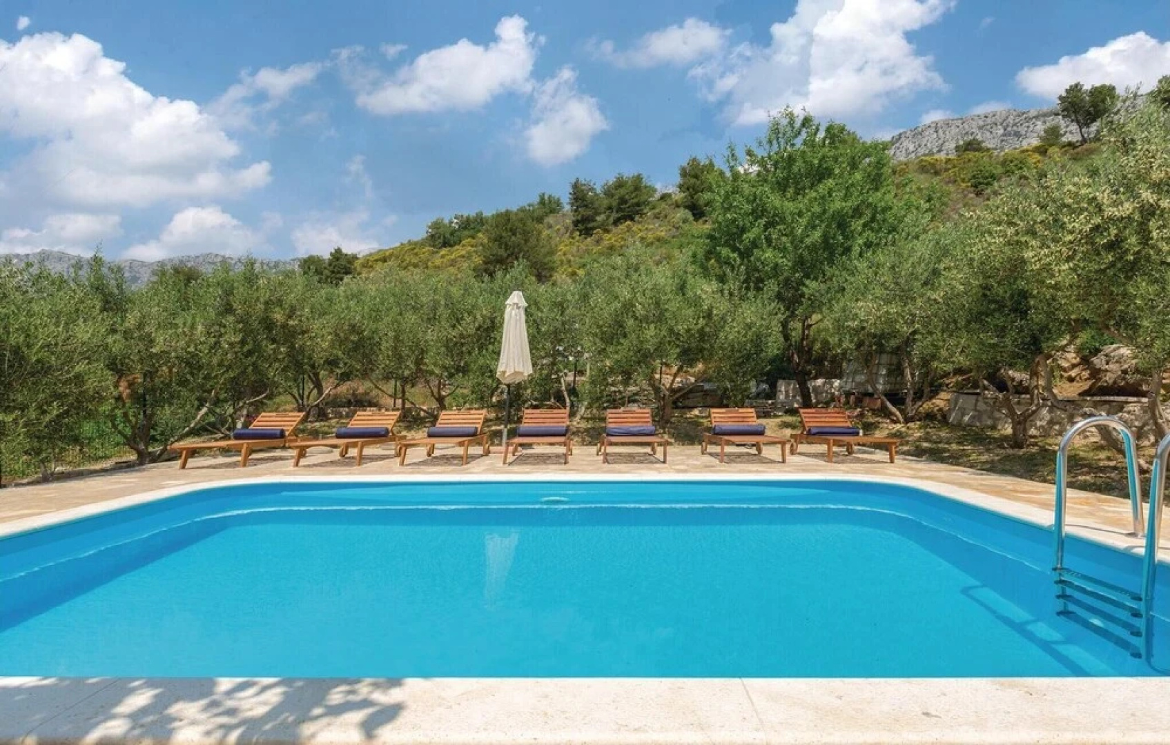 Amazing Home in Kastel Sucurac With Wifi and 2 Bedrooms