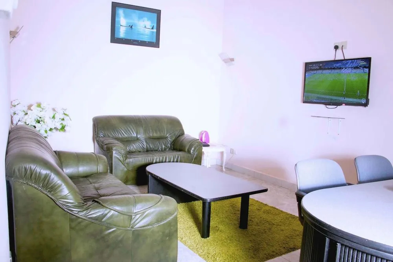 Nora Hotel