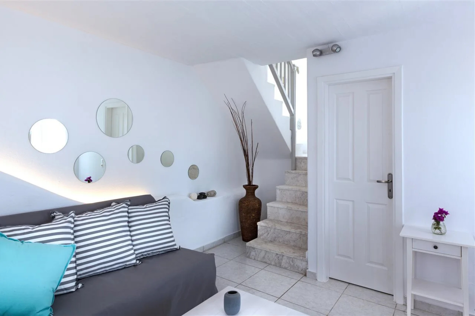 Bay Bees Sea view Suites & Homes