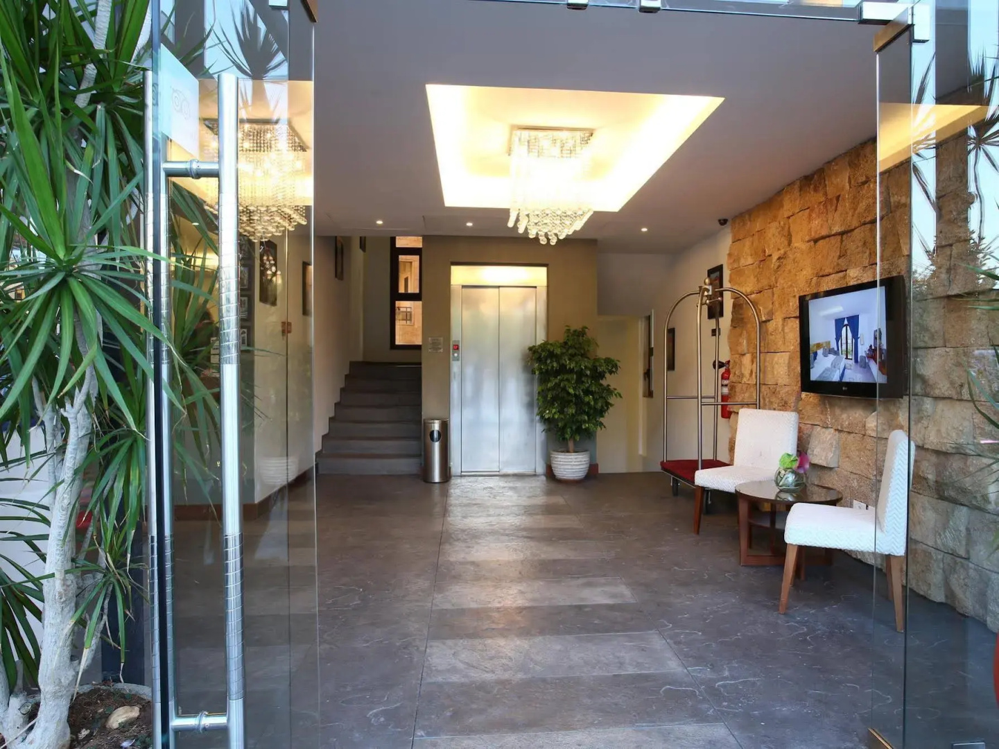 Monoberge Byblos Hotel
