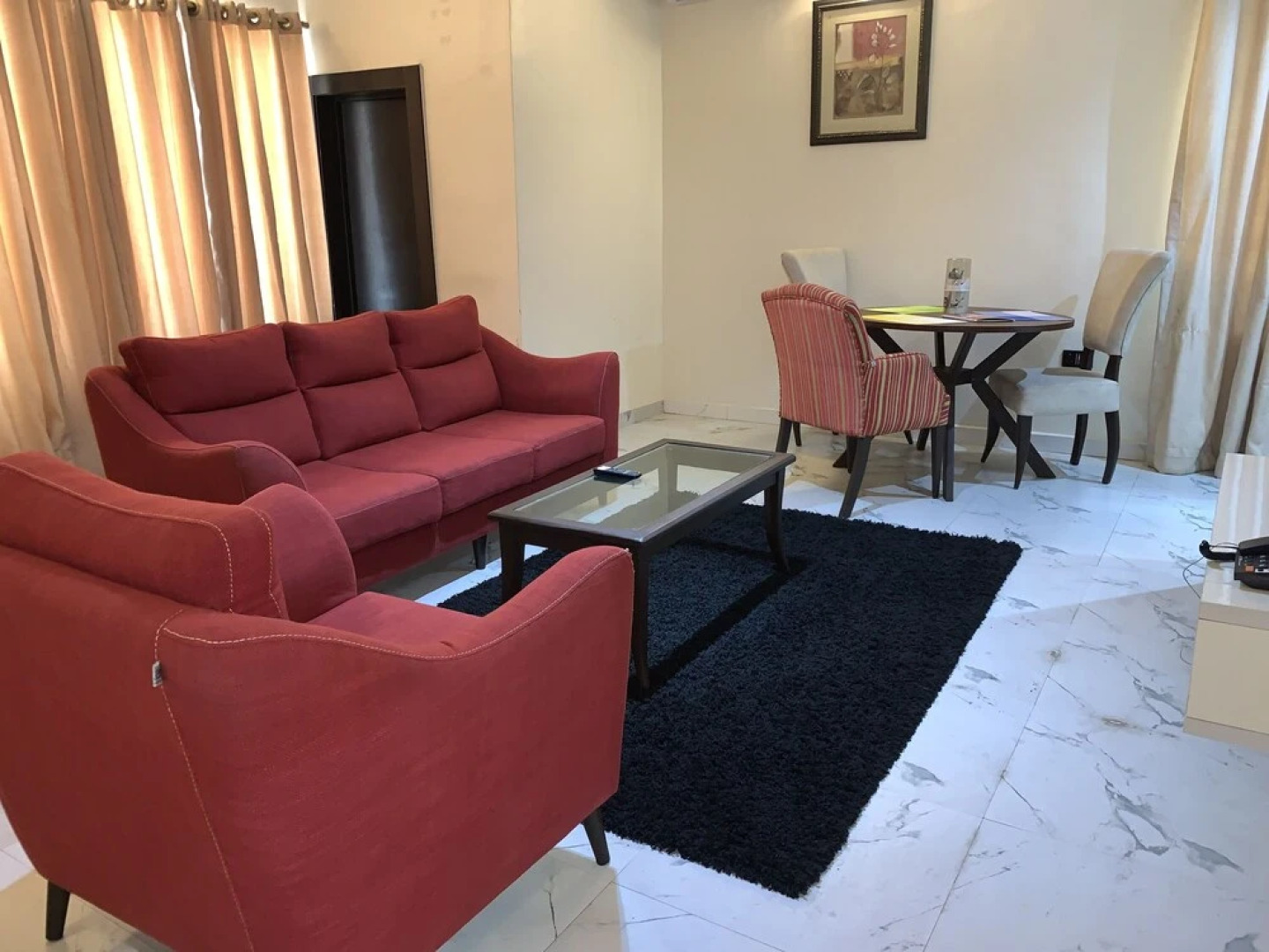 Old English Torf Apartment