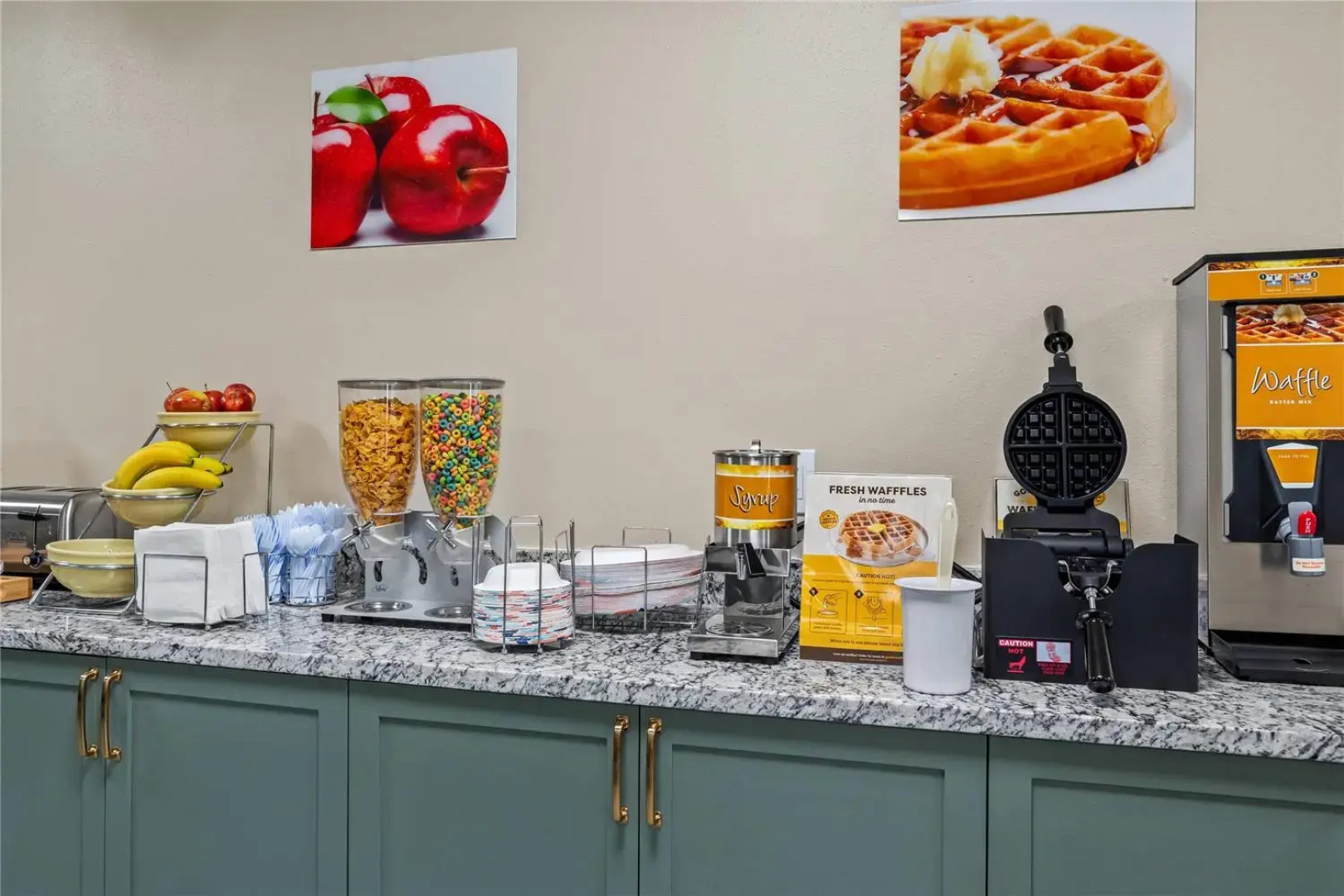 Travelodge by Wyndham New Orleans West Harvey Hotel