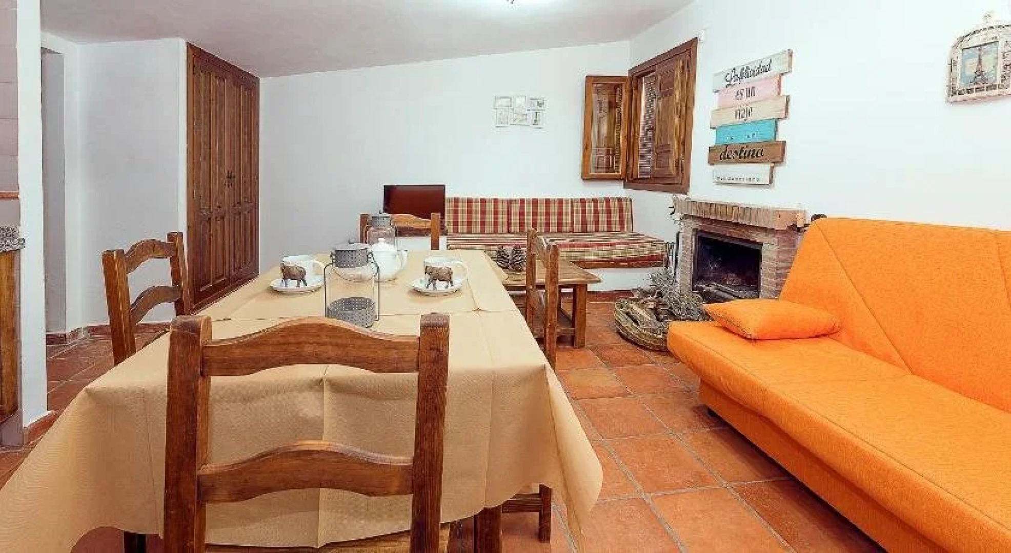 Caserio Del Colmenar