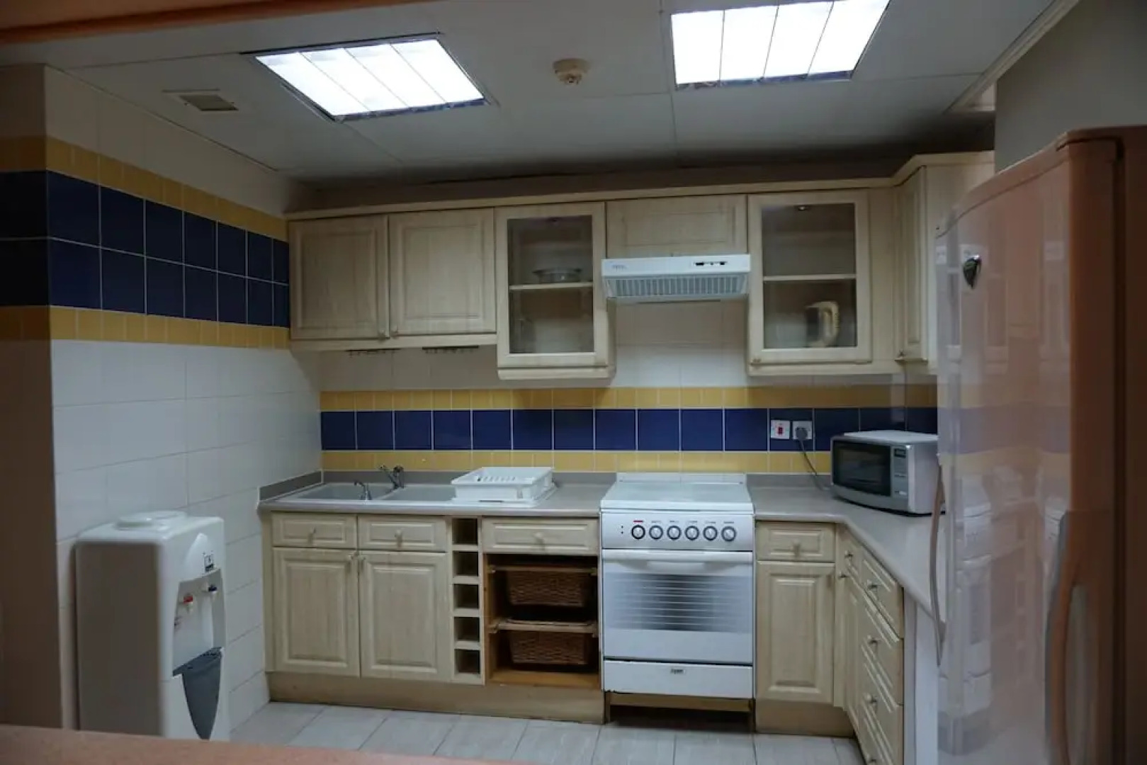 Elite Five Apartments