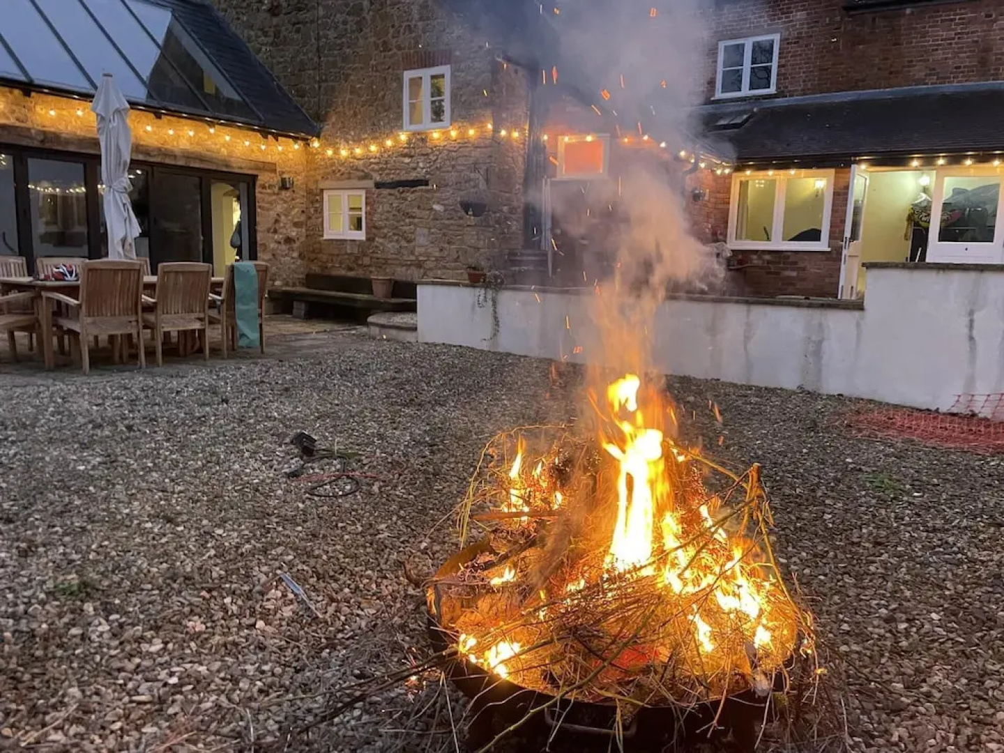 Lovely 5-bed House Near Ilminster and for Families