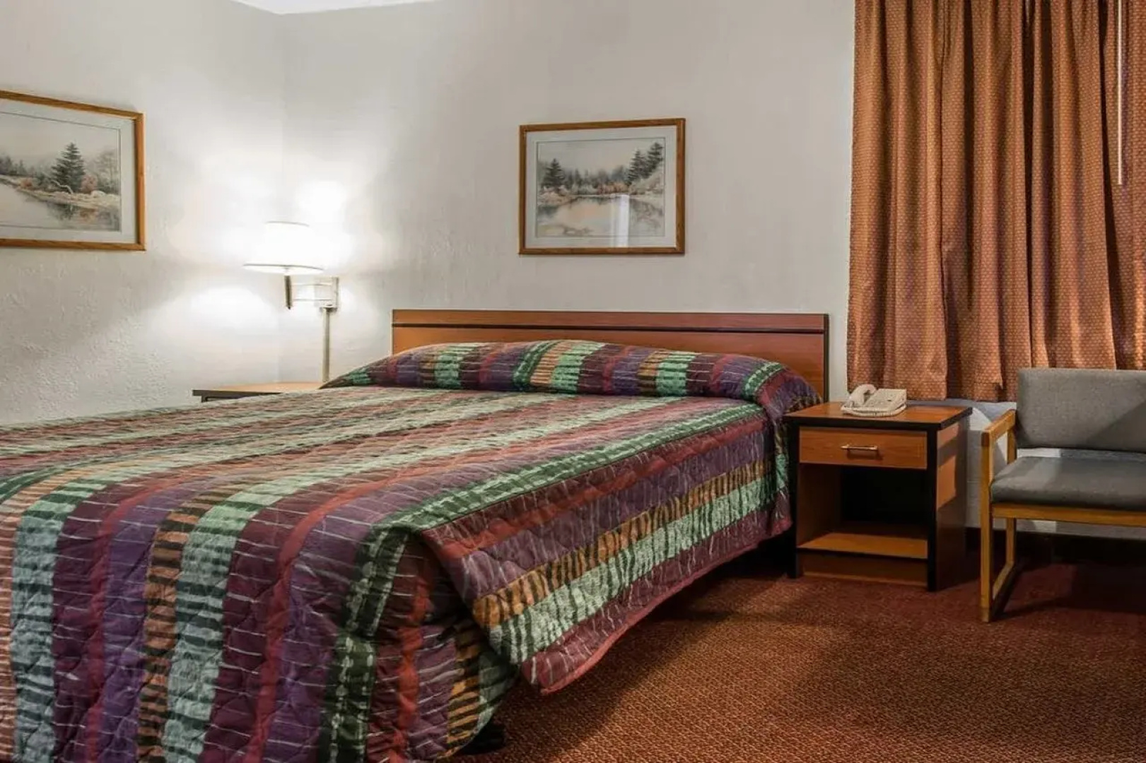 Rodeway Inn & Suites