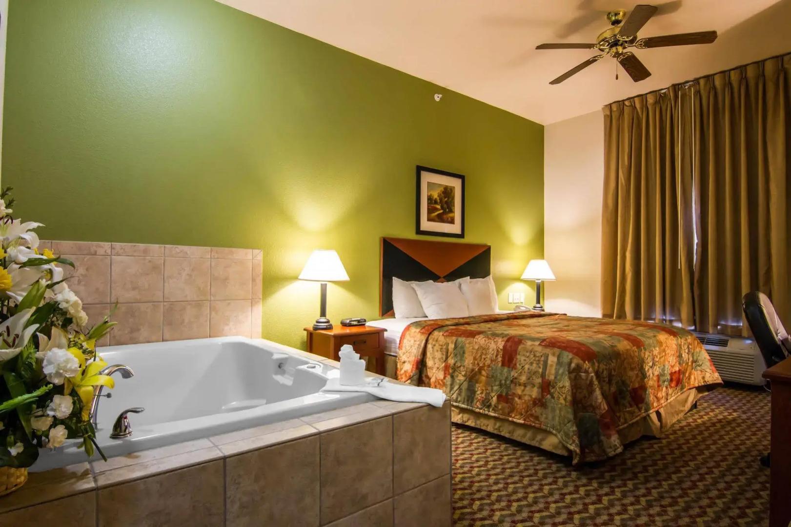 Clarion Inn & Suites Weatherford South