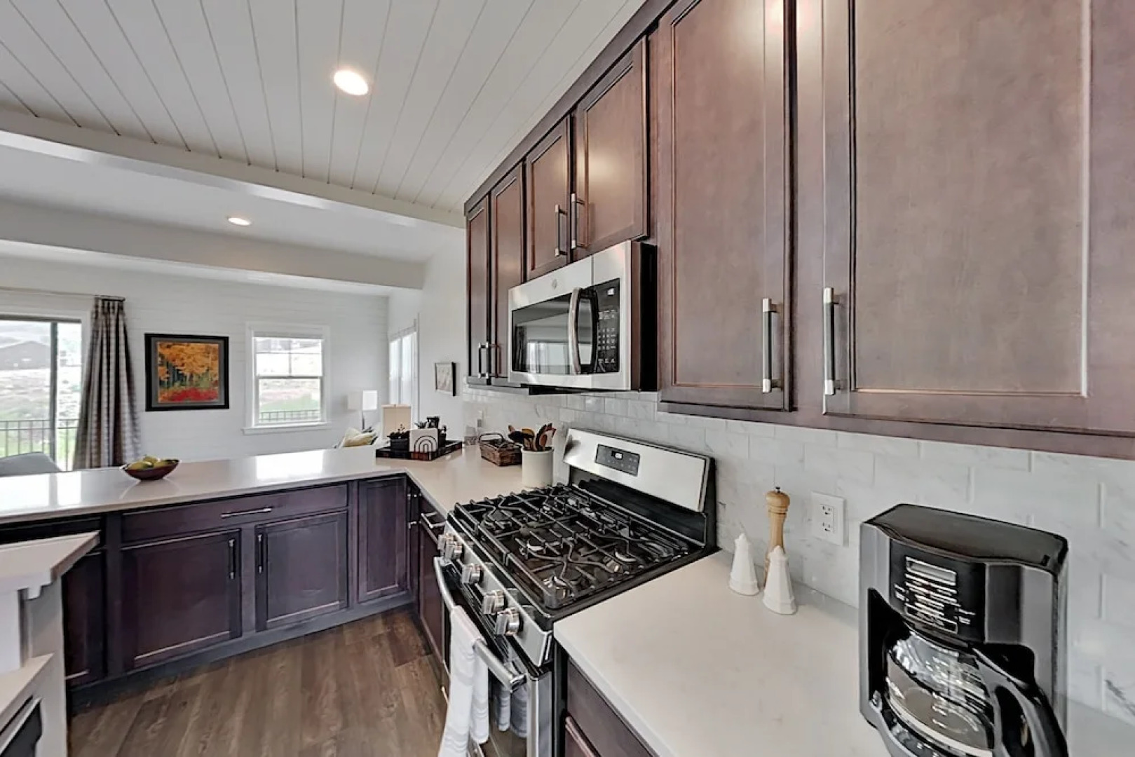 1072wcat 4 Bedroom Home