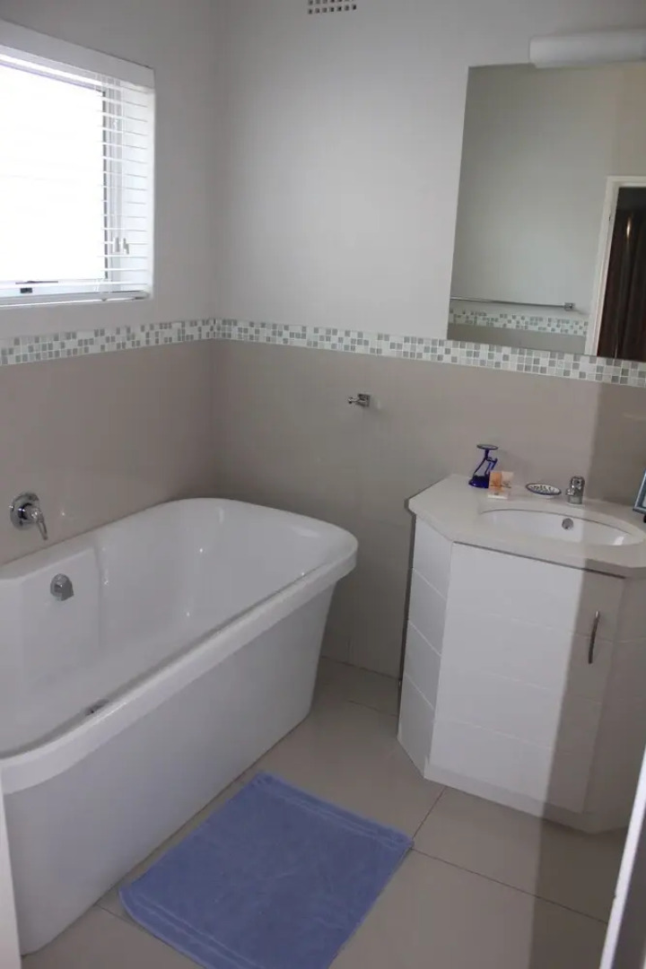 10 Mystique Self catering