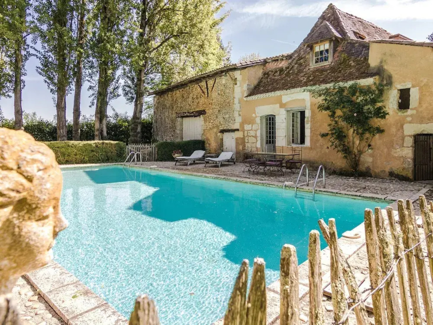 Ritzy Mansion in Sourzac With Tennis Court, Pool & Gym