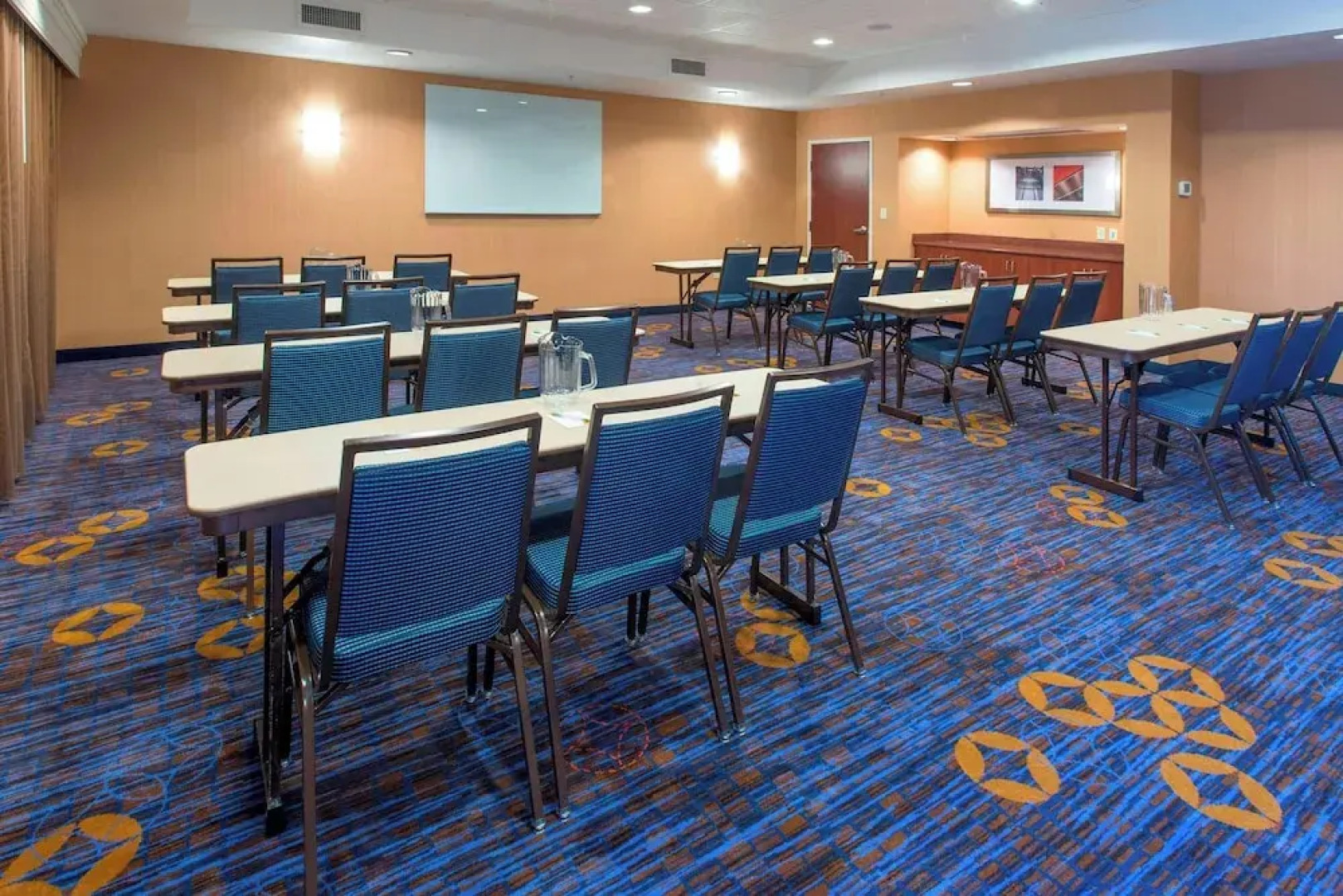 Courtyard Montgomery Prattville