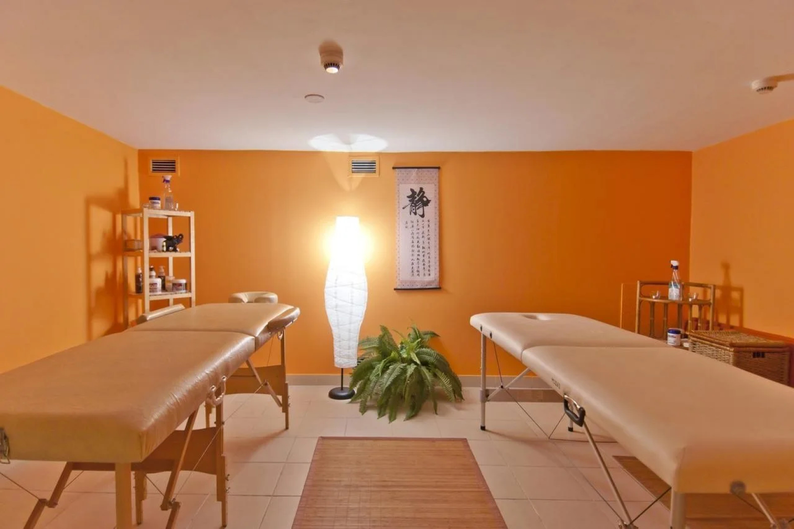 Mamaison Hotel Chain Bridge Budapest