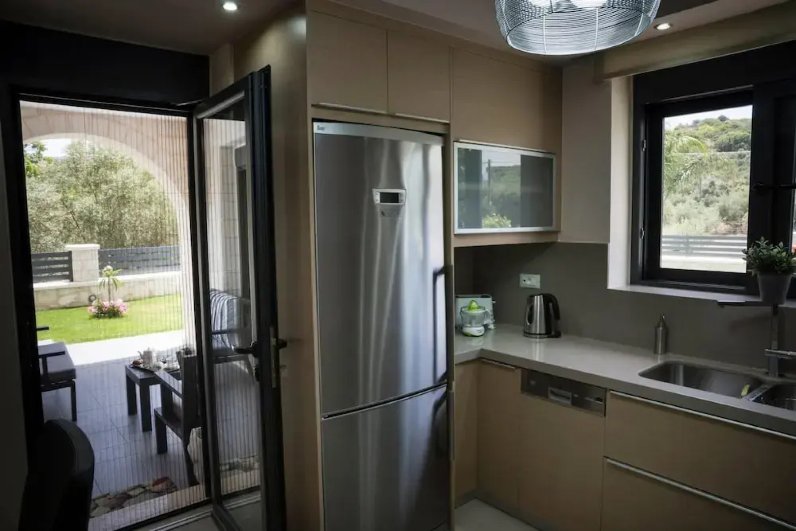 Luxurious Modern Mansion With Private Pool and Sauna 200m From Beach