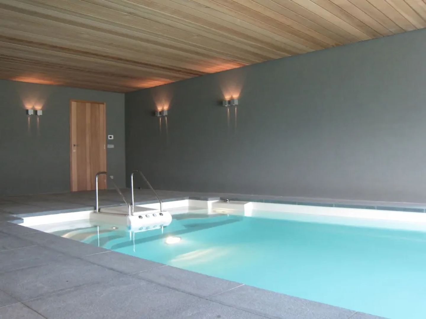 Beernem Farmhouse With Pool