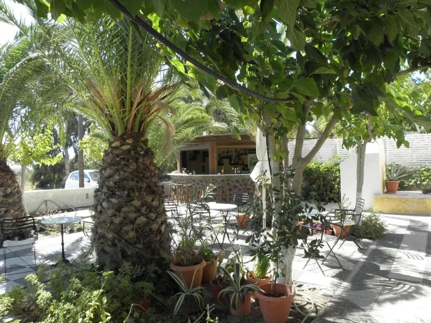 Areti Hotel
