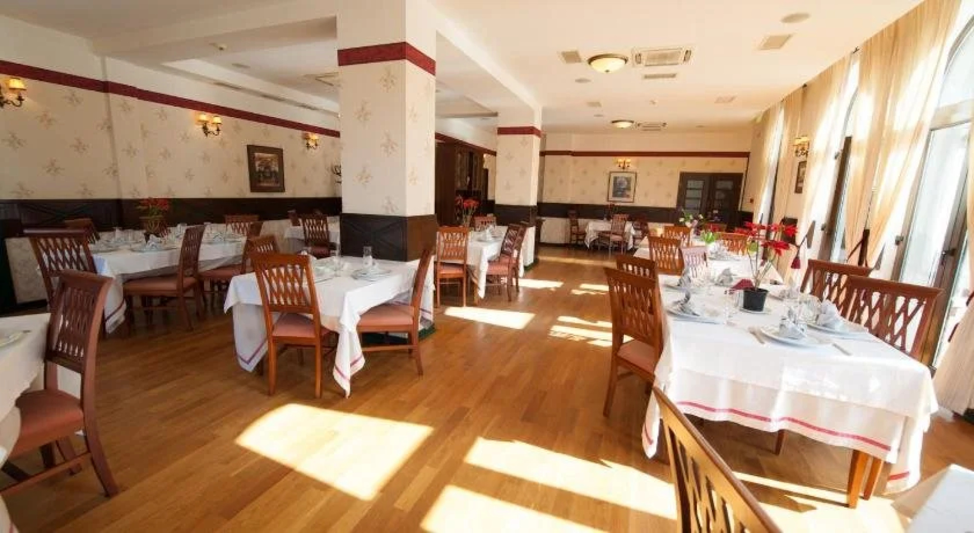 Hotel Ana Inn