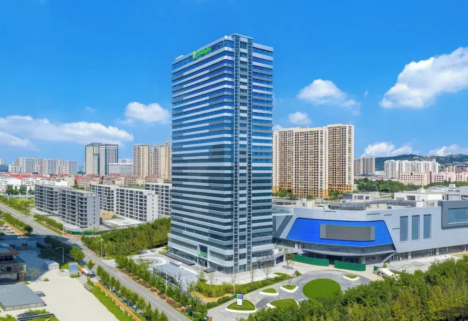 Holiday Inn Express Rizhao Oriental Colorful City by IHG