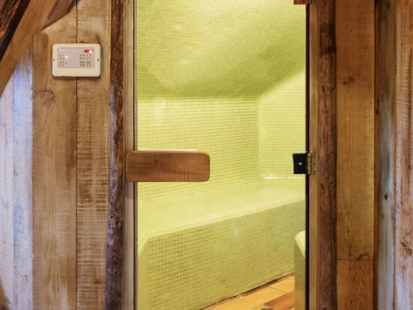 Vielsalm Stay With Furry Friends