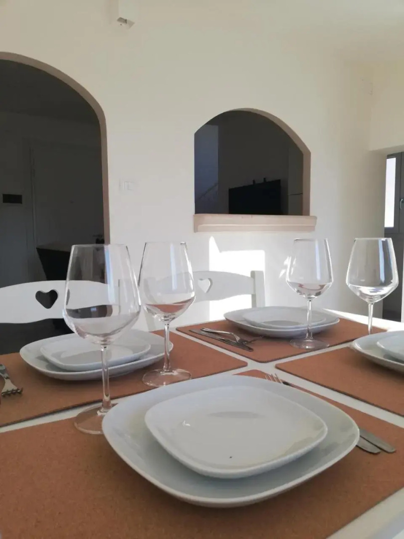 45 Minutes To Venice - by Flora