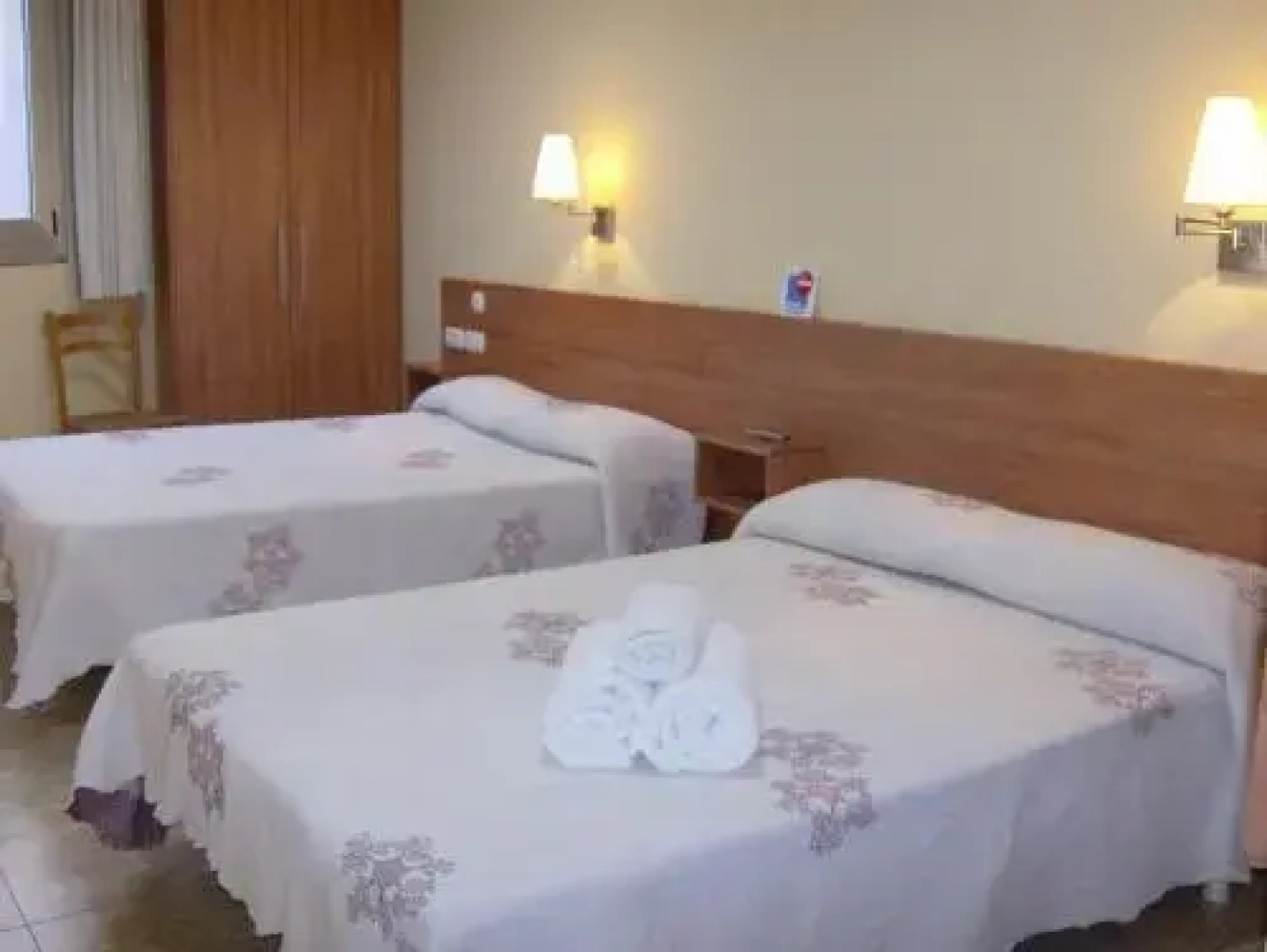 Hostal Sant Sadurní