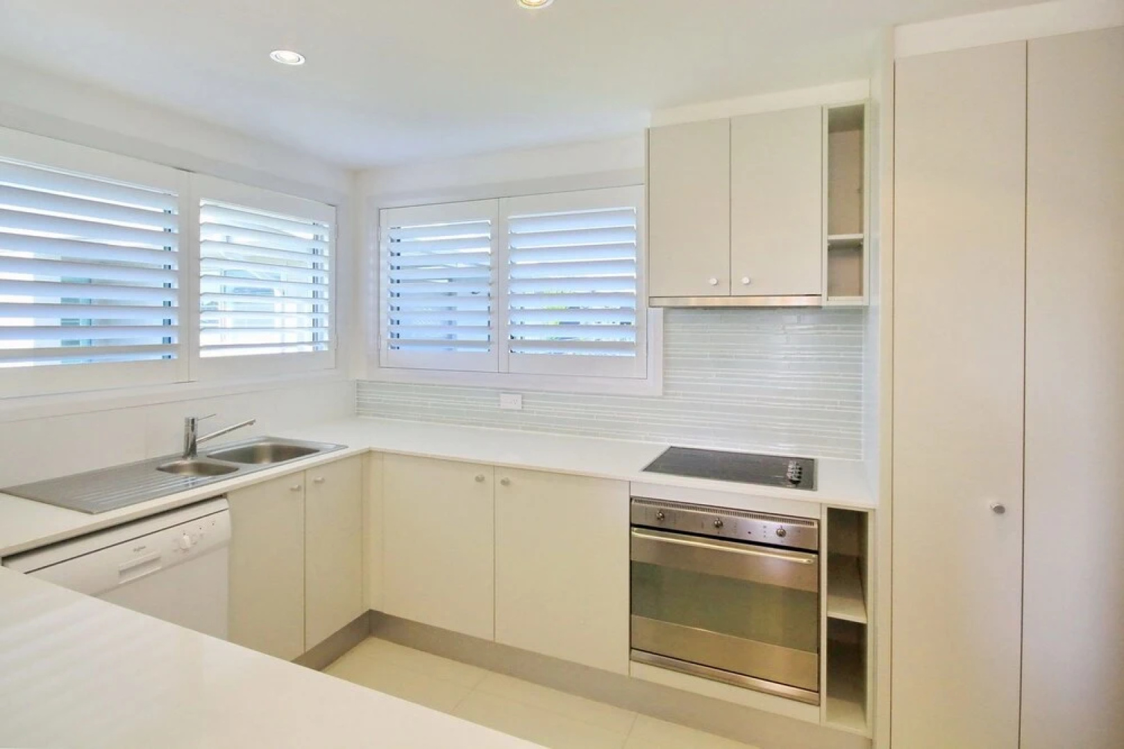 516 'Oaks Pacific Blue', 265 Sandy Point Road- Private Pool, Aircon, Wifi