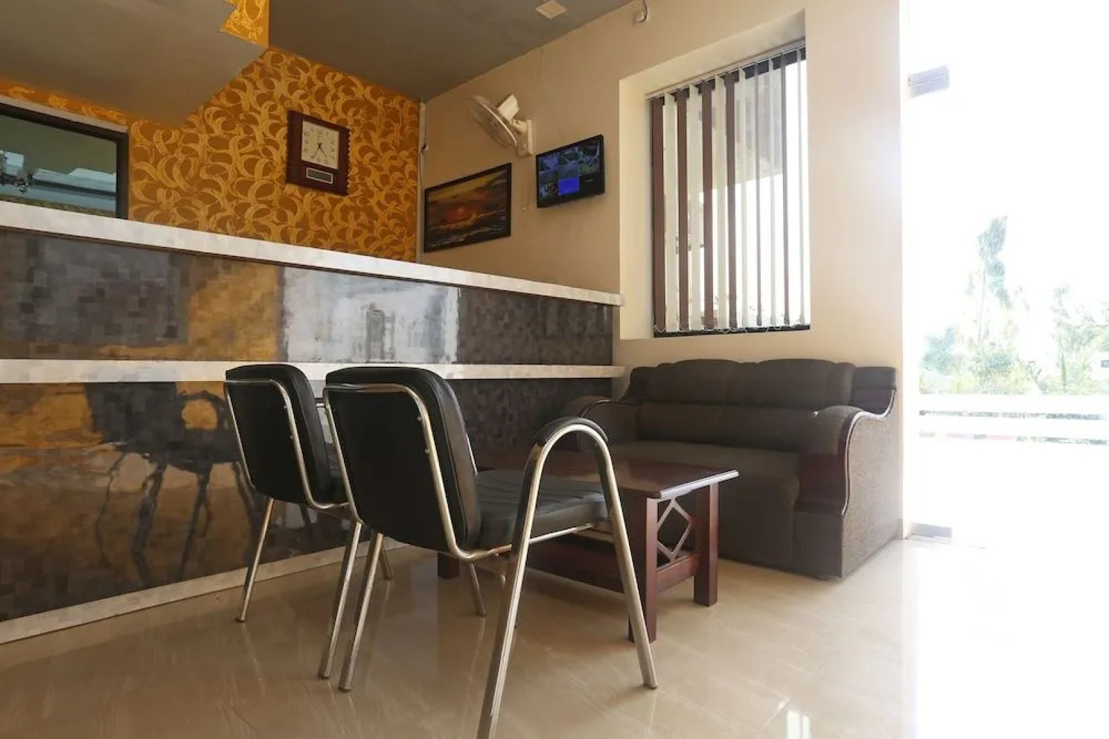 OYO 18301 Hotel A-one