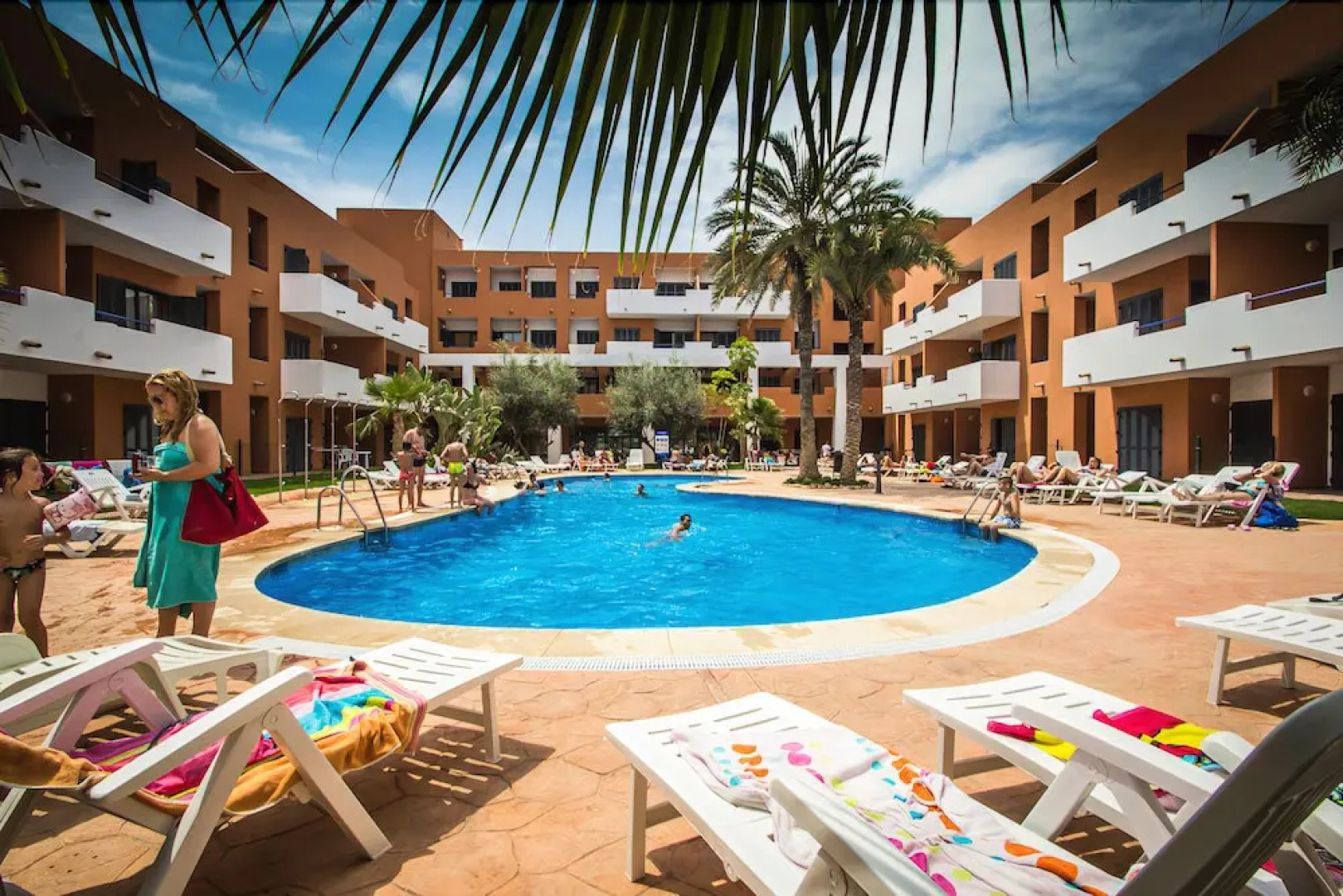 Apartamentos Parque Tropical