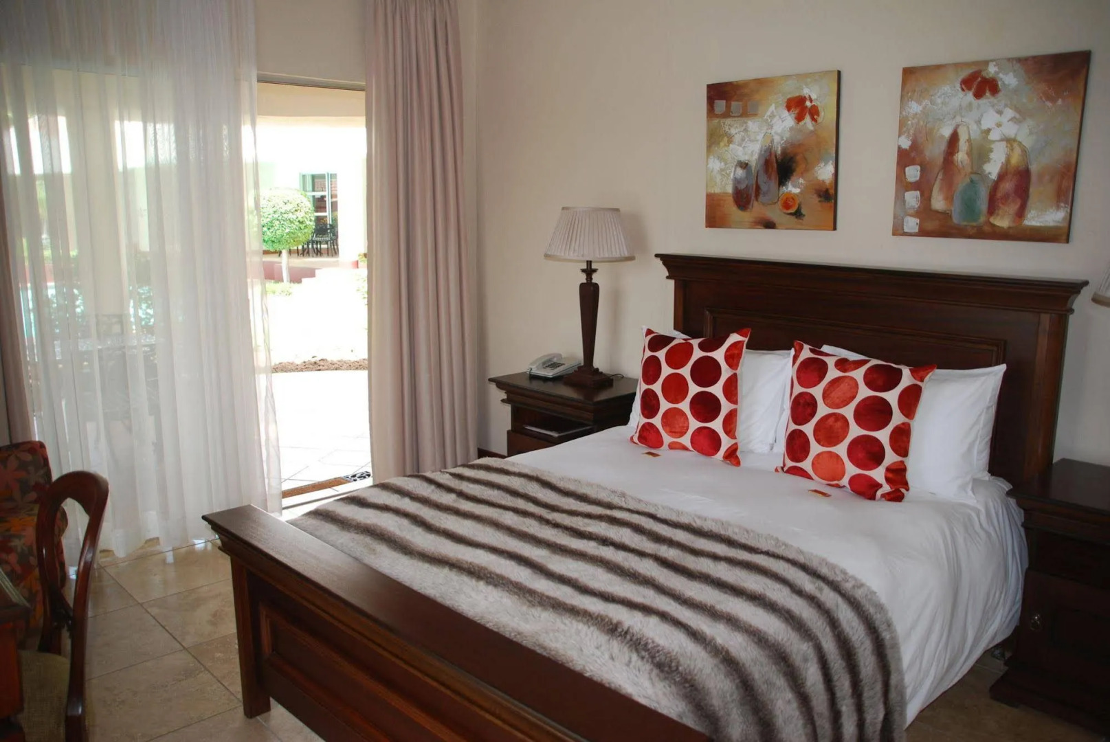 Woodmead Guest Lodge