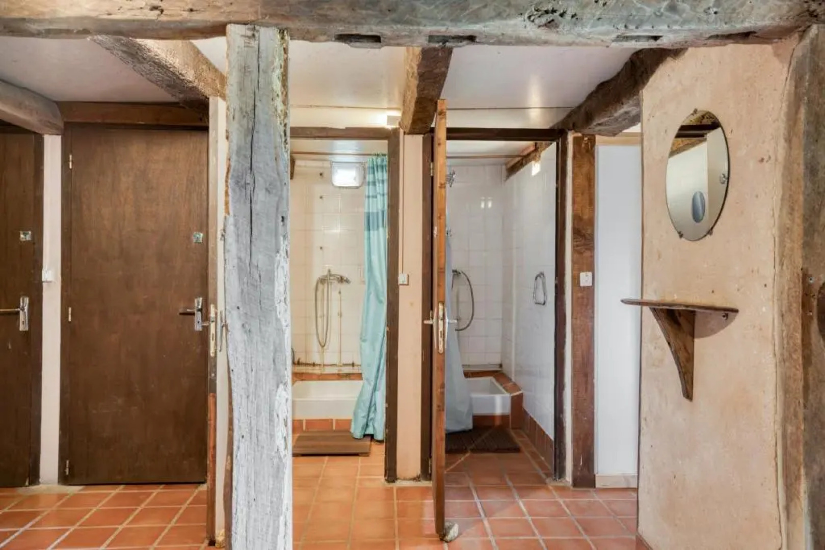 Maison de 4 chambres avec terrasse amenagee et wifi a Gavaudun